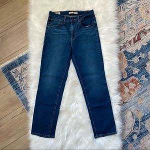 Levi’s Size 28 724 High Rise Straight Crop Dark Wash Jeans